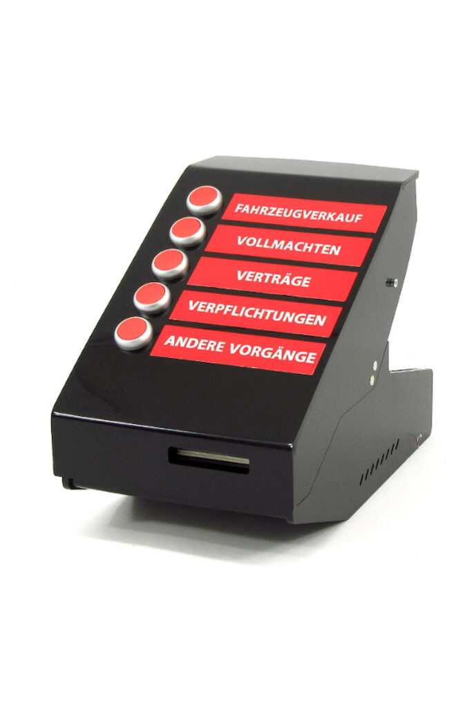 Q-smart B3 Tischgerät mit fünf mechanischen Tasten für Ticketauswahl, integriertem Thermodrucker und schwarzem Gehäuse.